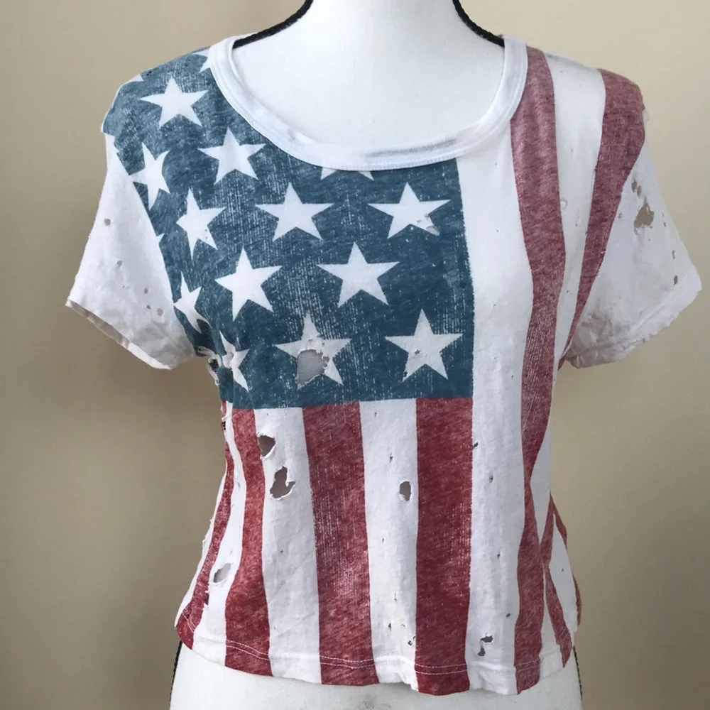 Truly Madly Deeply American Flag Distressed Crop - Picture 3 of 8